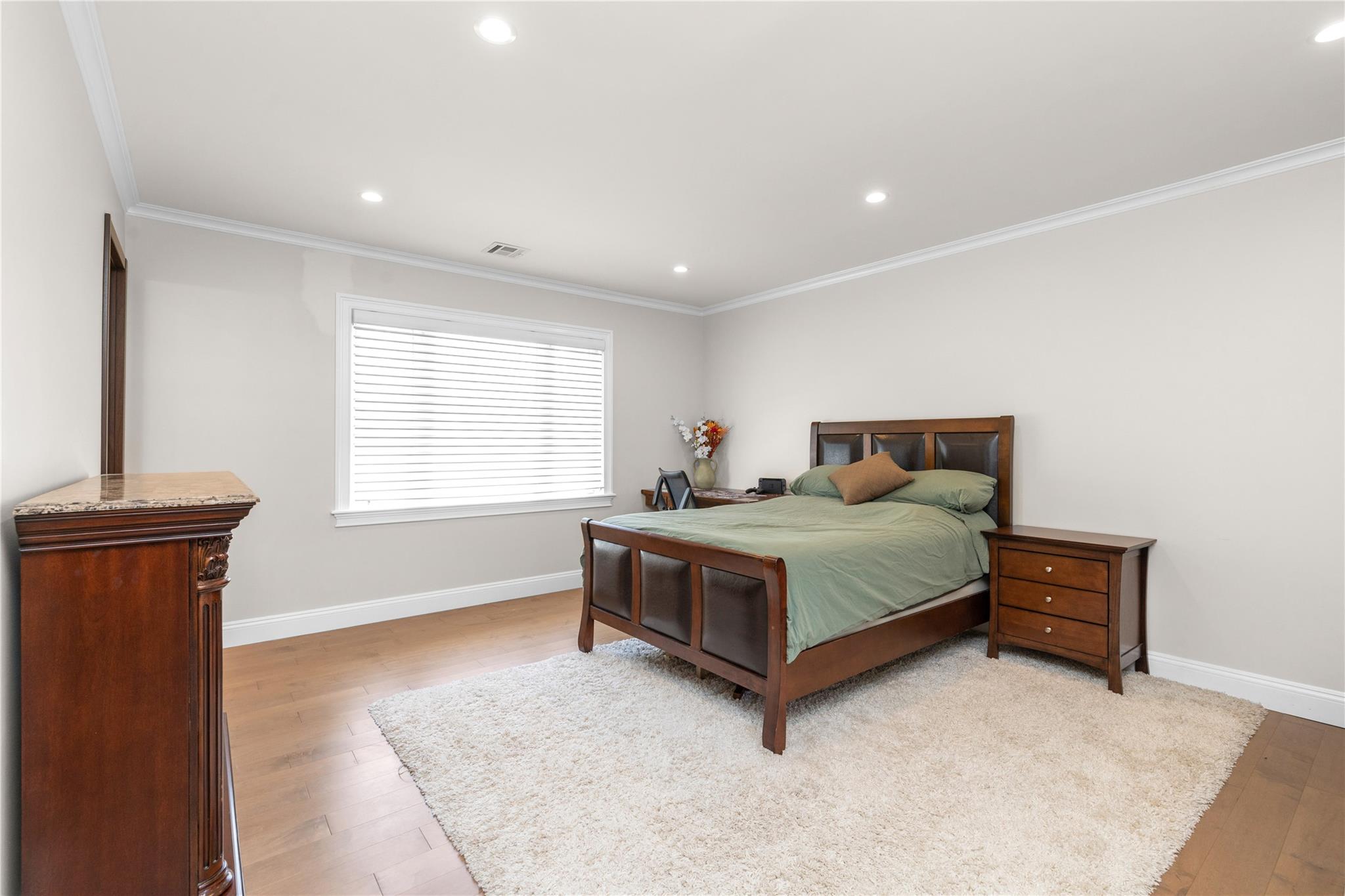 108 Fig Drive, Dix Hills, New York image 23