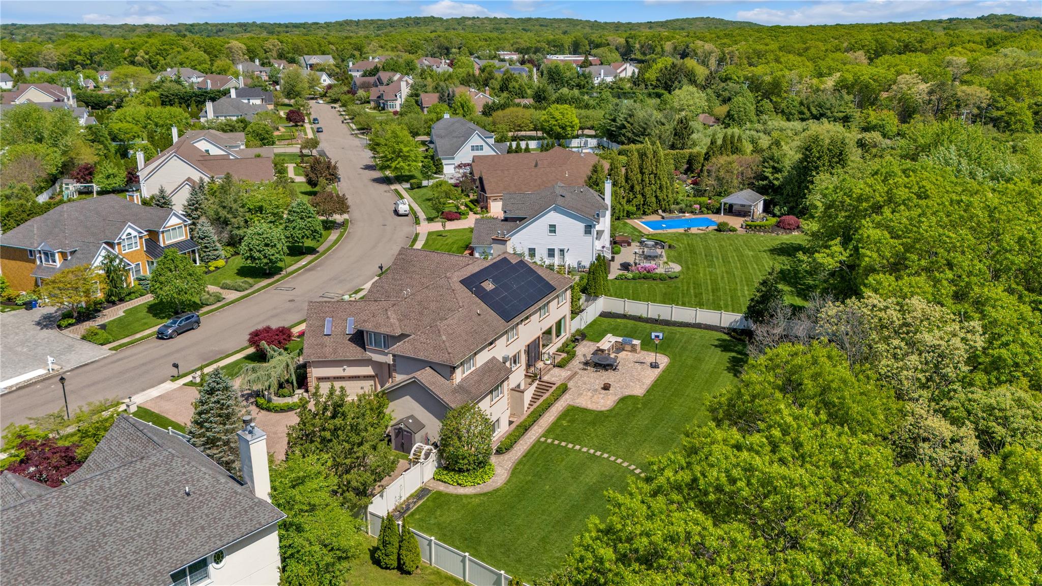 108 Fig Drive, Dix Hills, New York image 42
