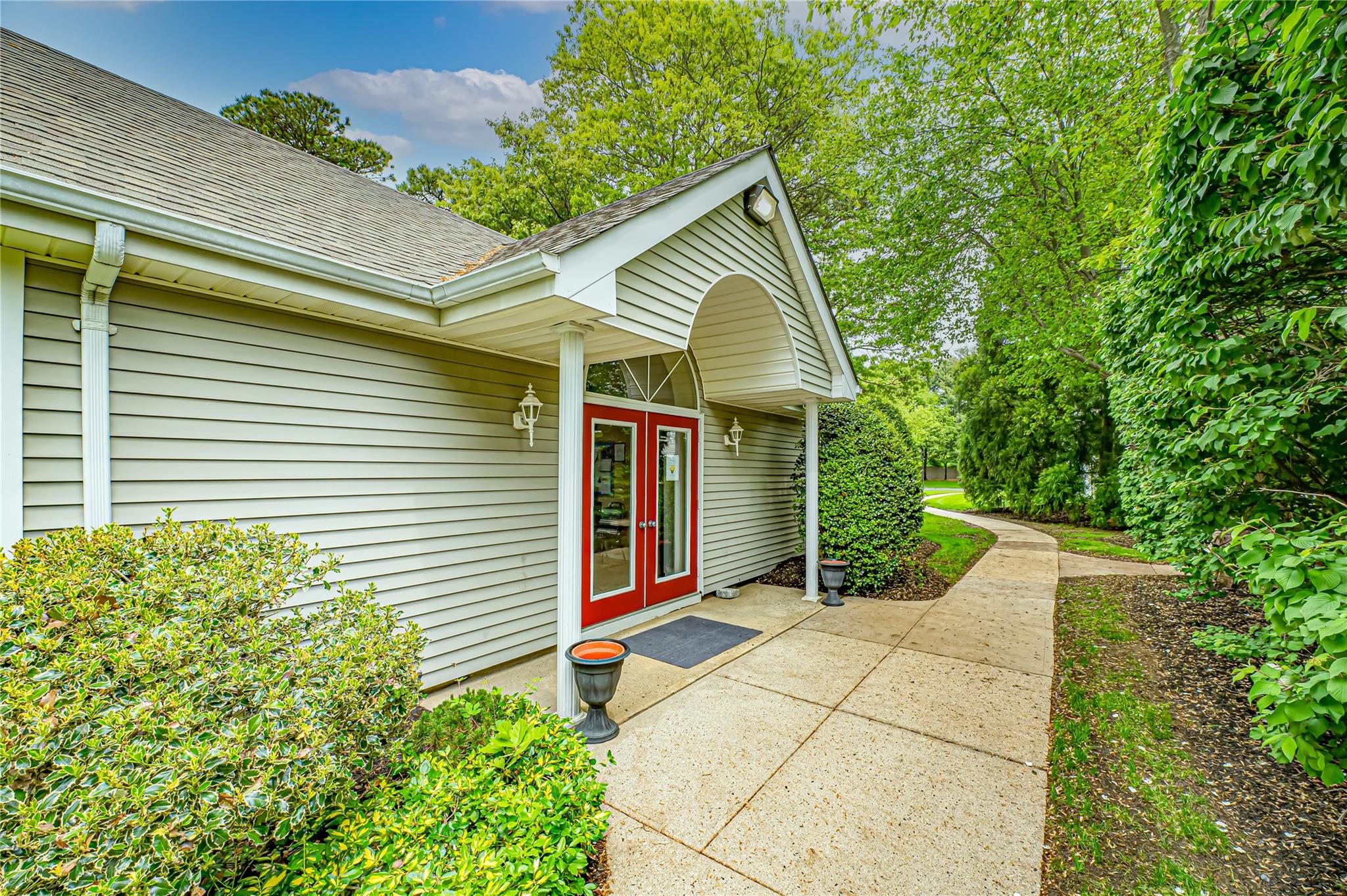 53 Mystic Circle, Bay Shore, New York image 29