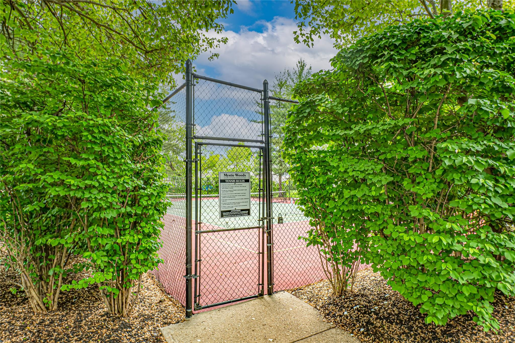 53 Mystic Circle, Bay Shore, New York image 28