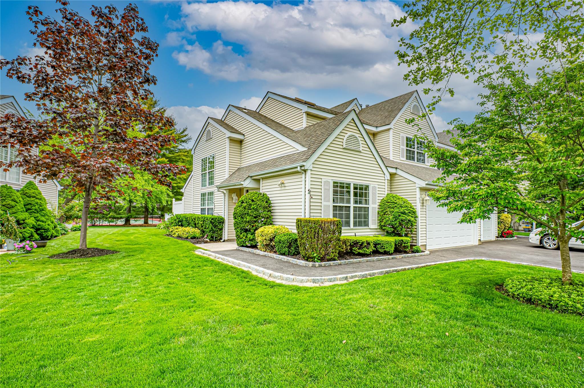 53 Mystic Circle, Bay Shore, New York image 23