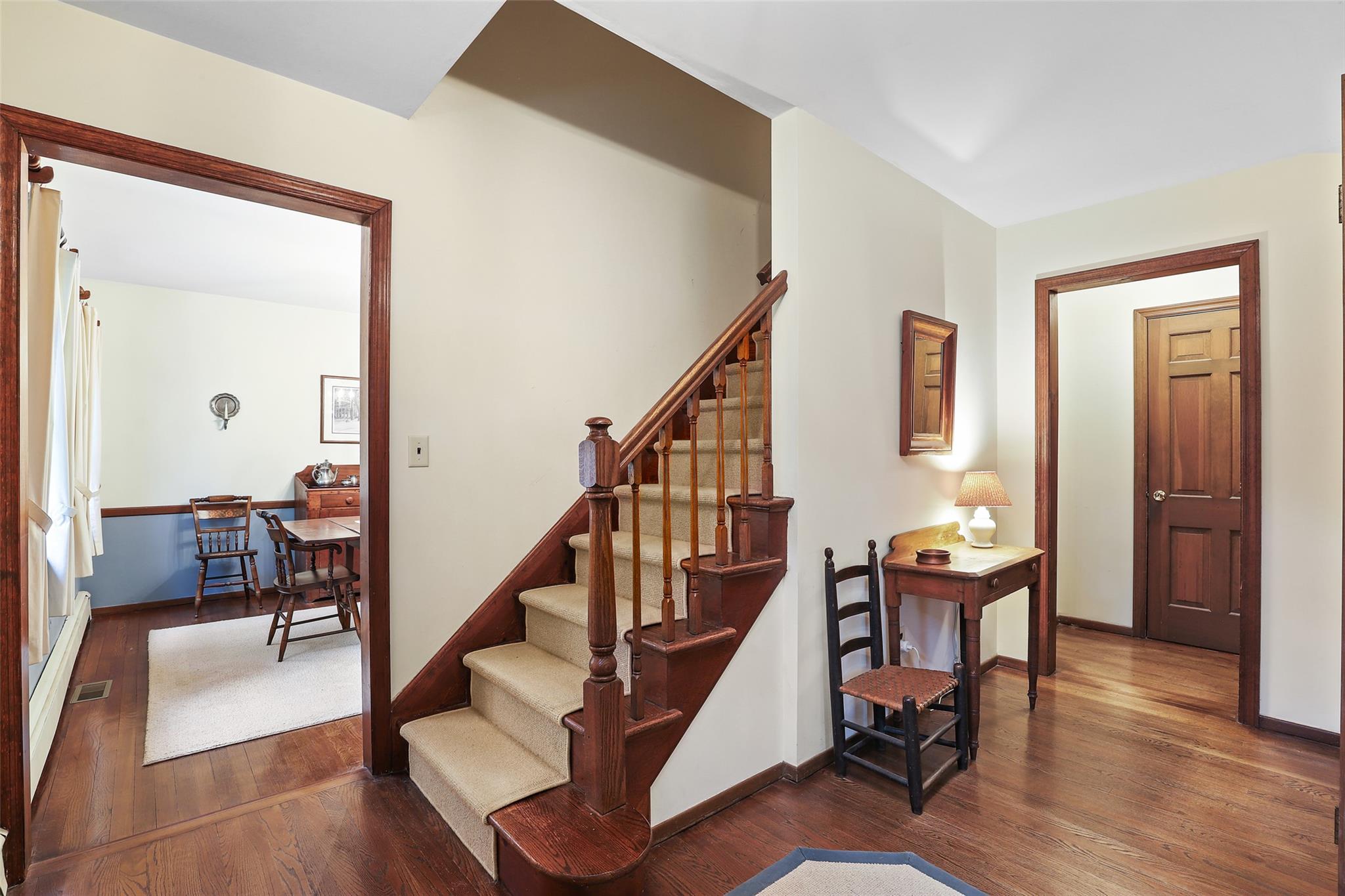 15 Cartway Lane, Bedford, New York image 4
