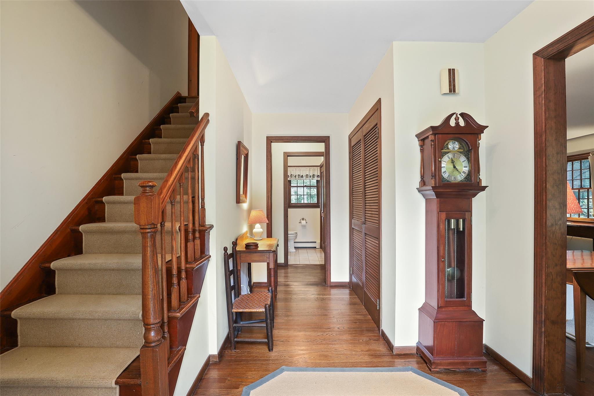 15 Cartway Lane, Bedford, New York image 3