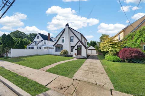 Photo of 101 Argyle Road, West Hempstead, NY 11552 (MLS # 1010545)