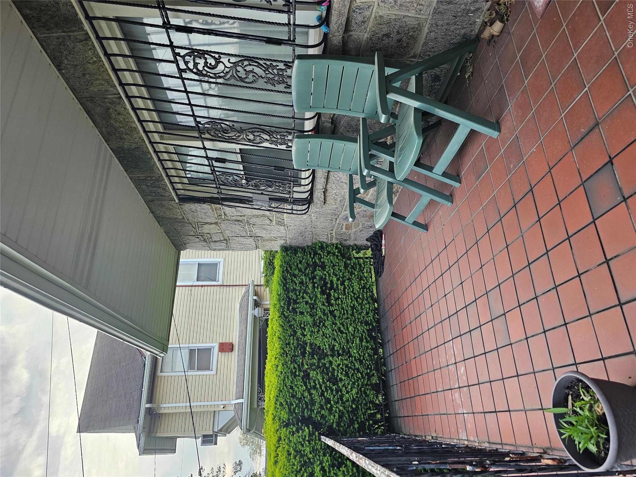 2528 Bessemund Avenue