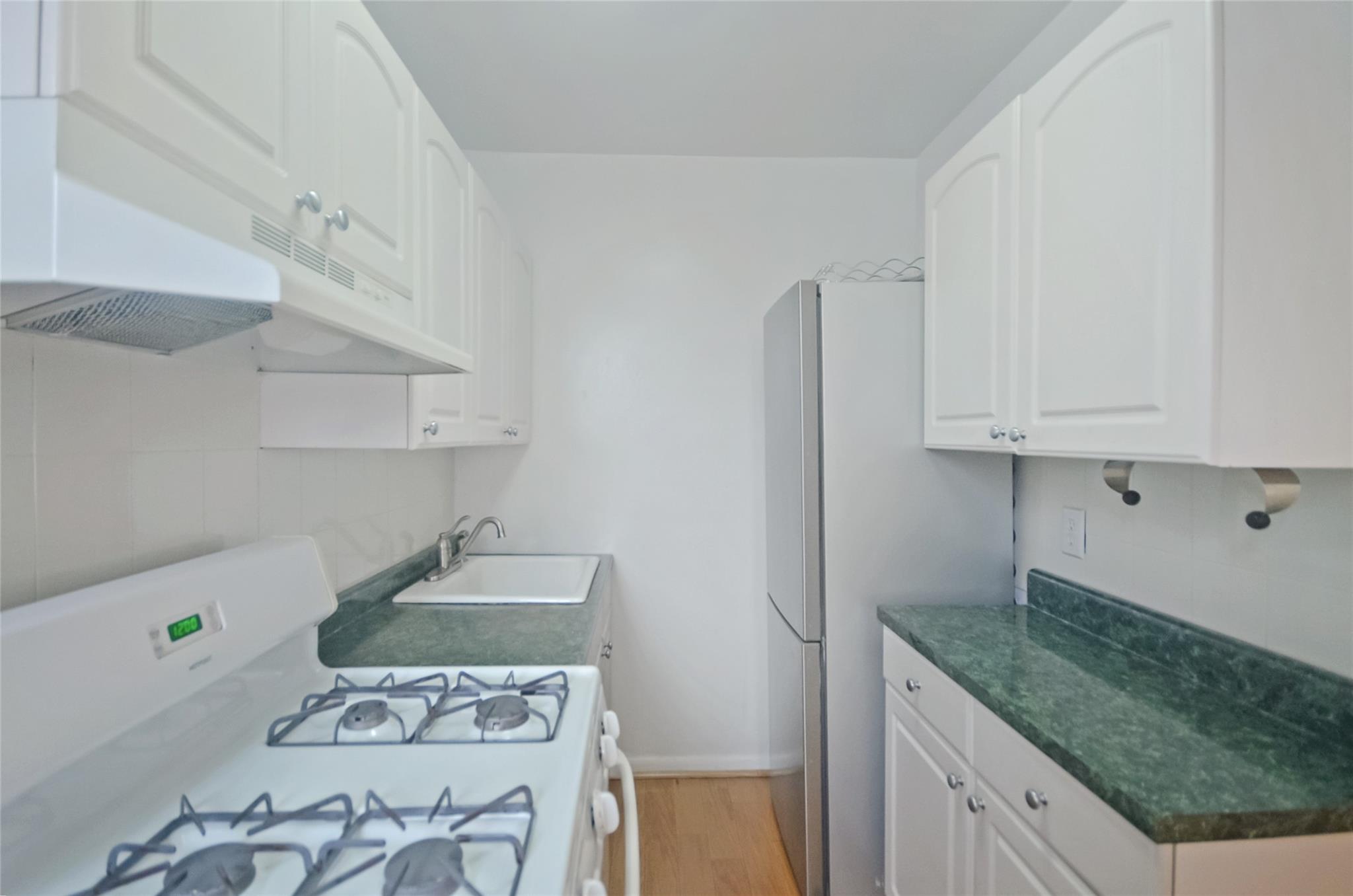 790 Bronx River Road A31