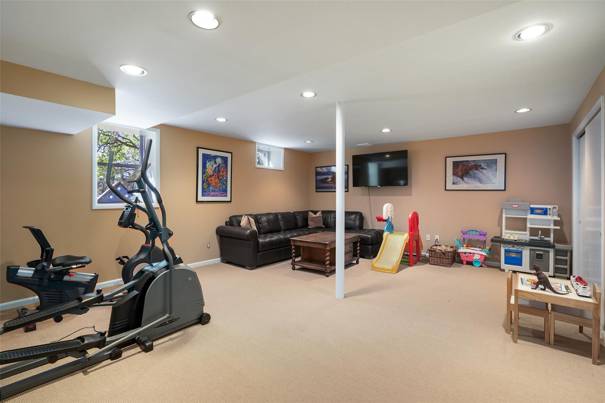 33 Meadowlark Road, Rye Brook, New York image 25