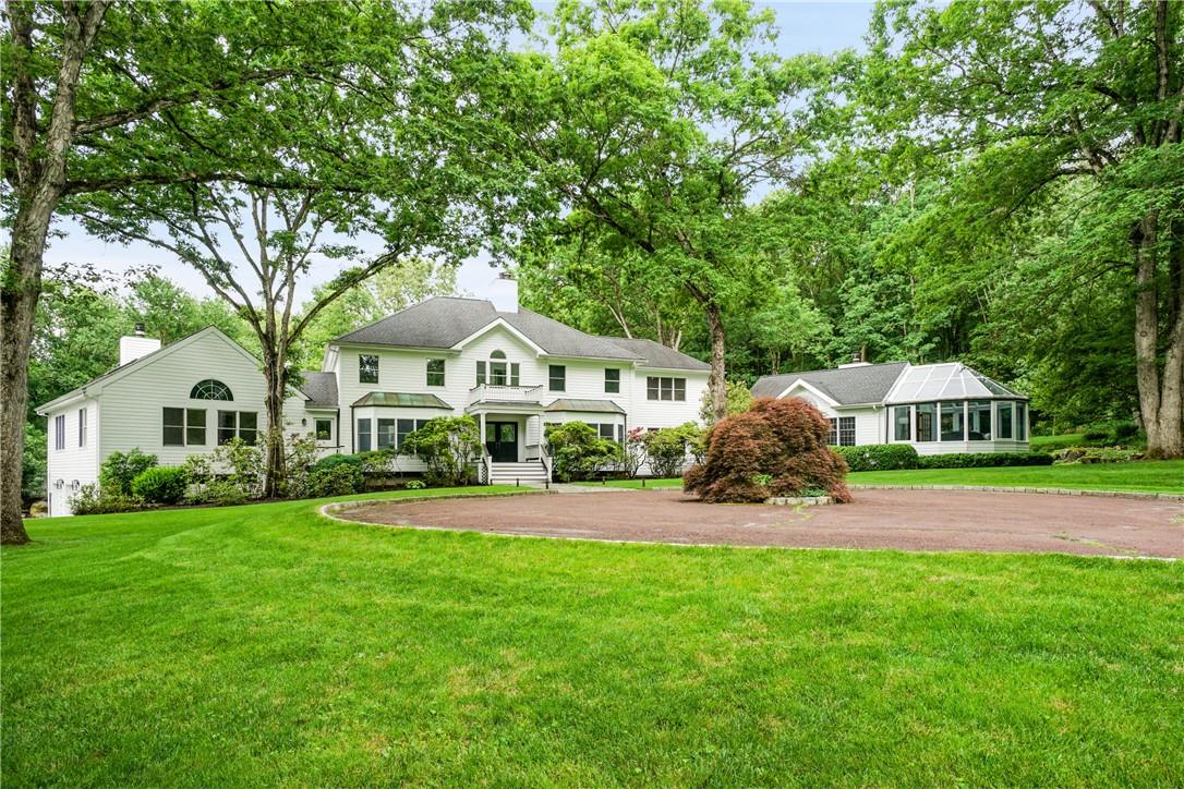 Property for Sale at Old Post Road, Bedford, New York - Bedrooms: 5 
Bathrooms: 6 
Rooms: 14  - $4,250,000