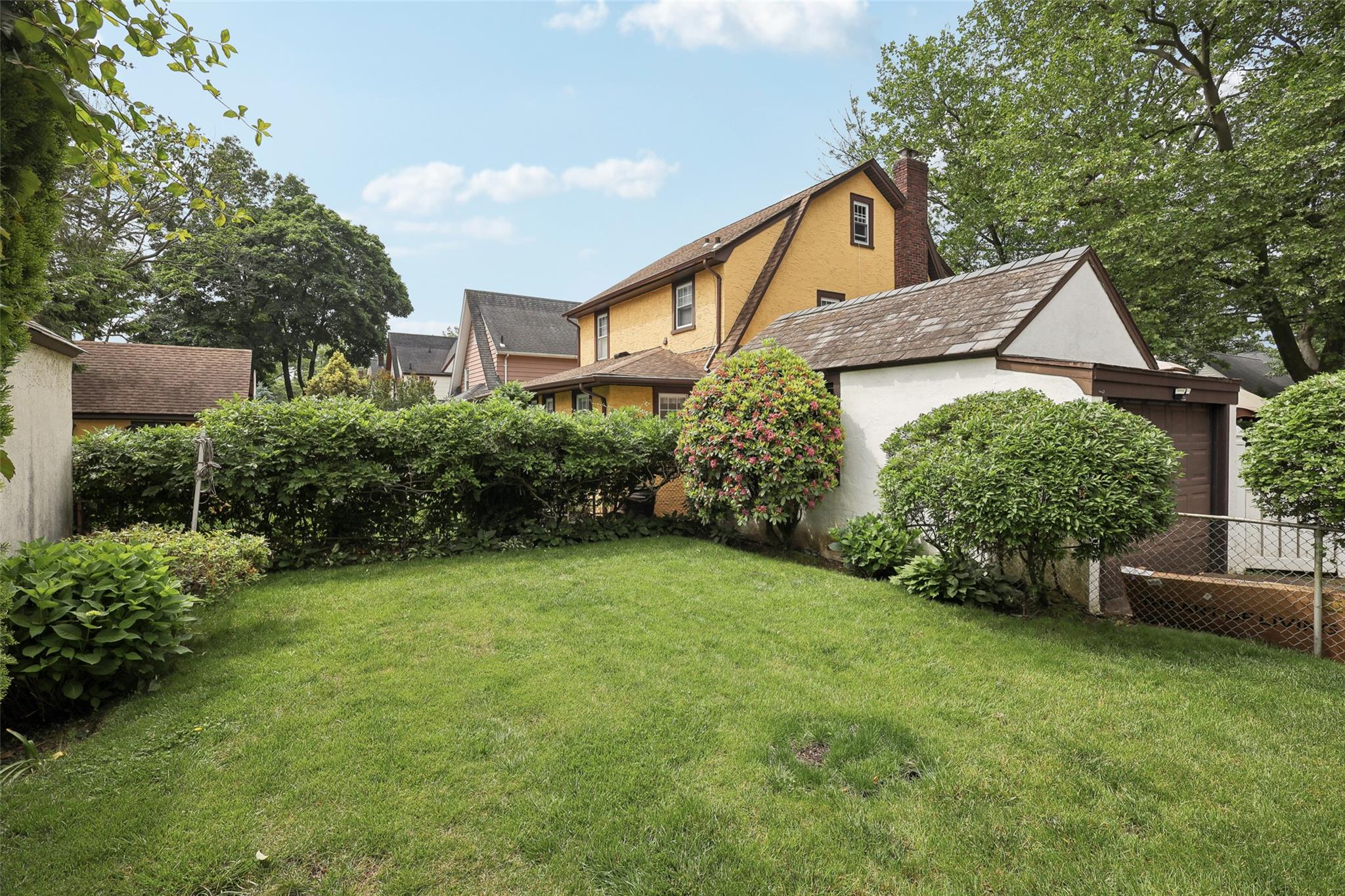 236 Crocus Avenue, Floral Park, New York image 28