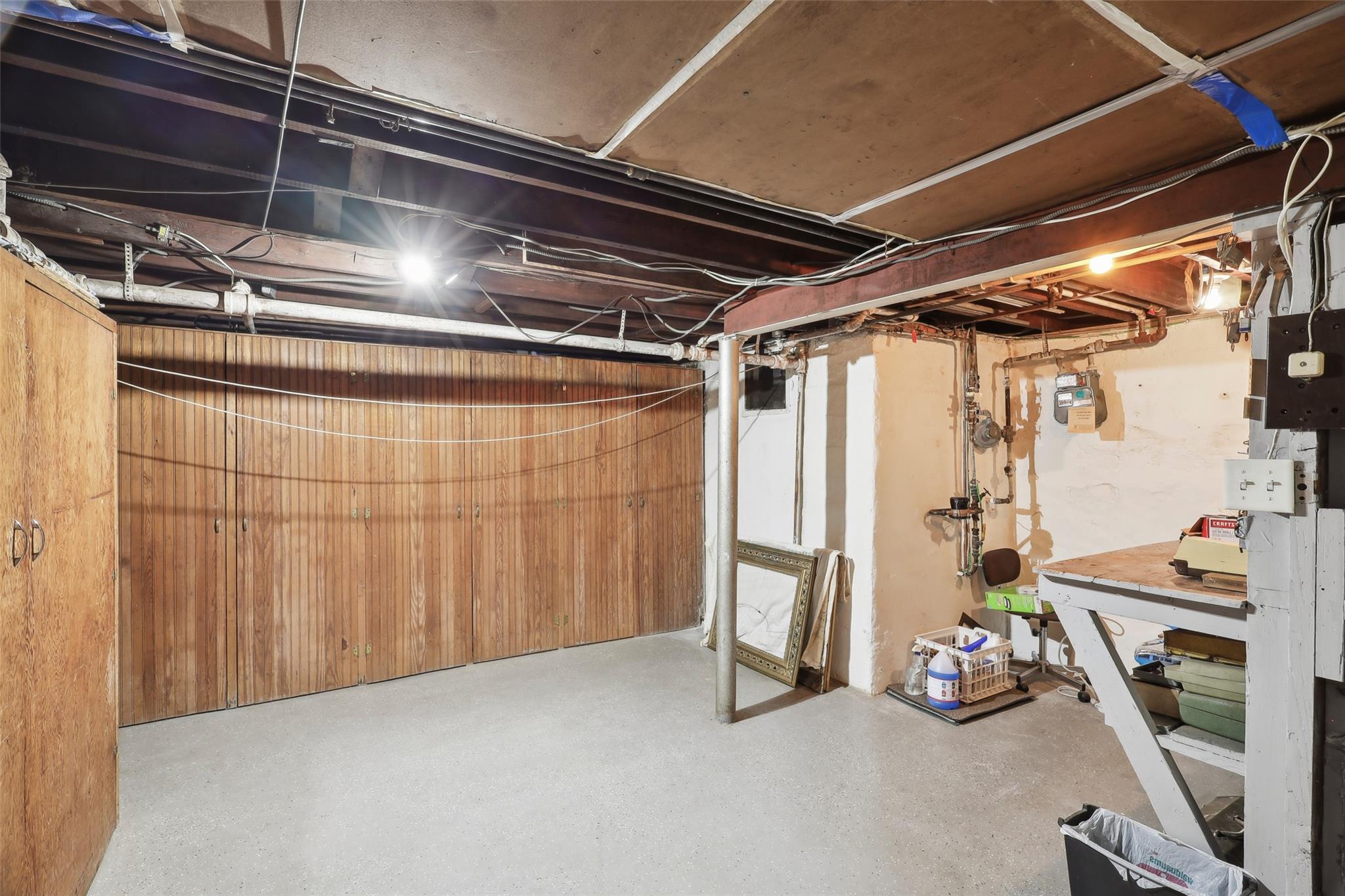 236 Crocus Avenue, Floral Park, New York image 26