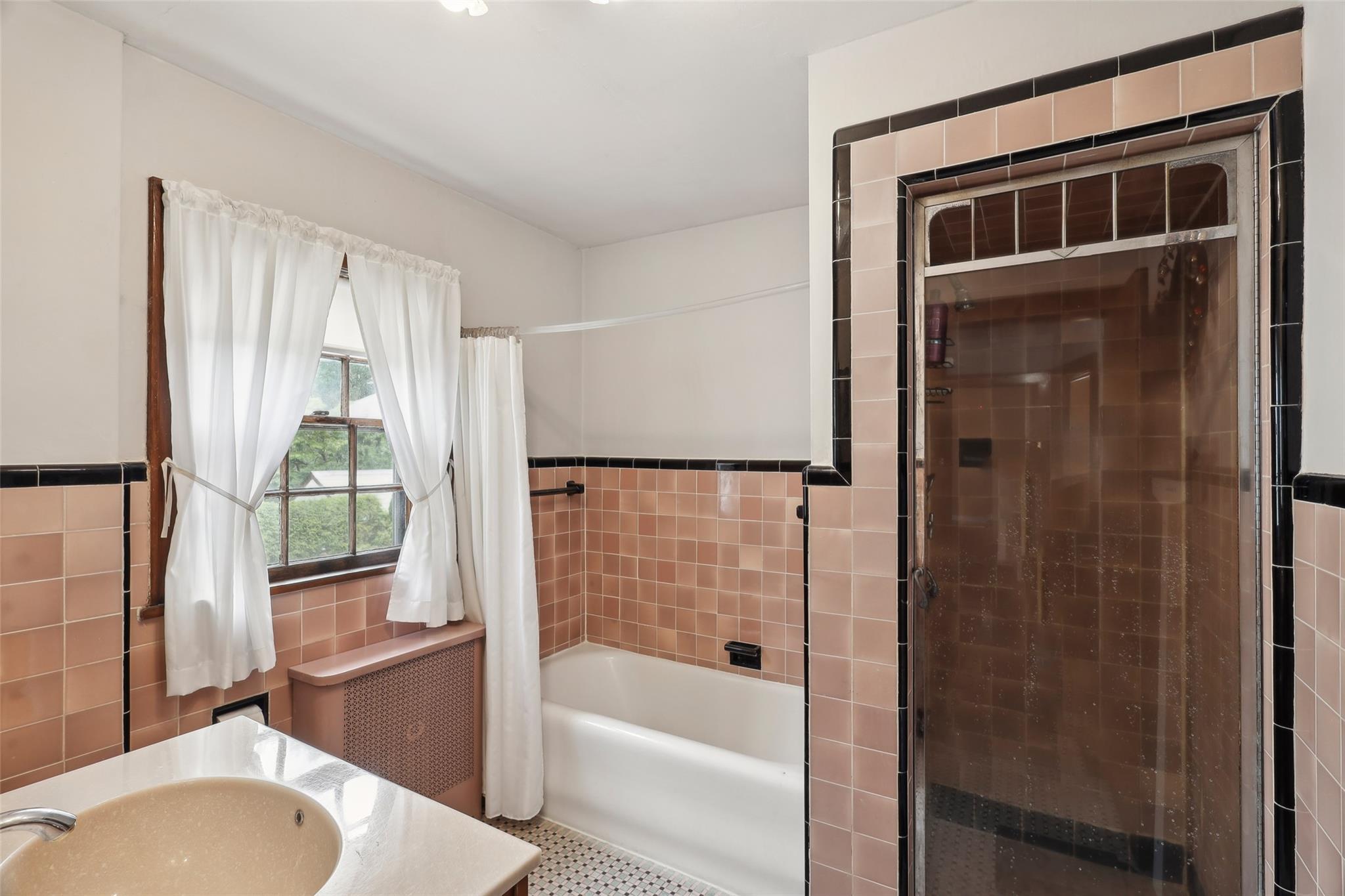 236 Crocus Avenue, Floral Park, New York image 22