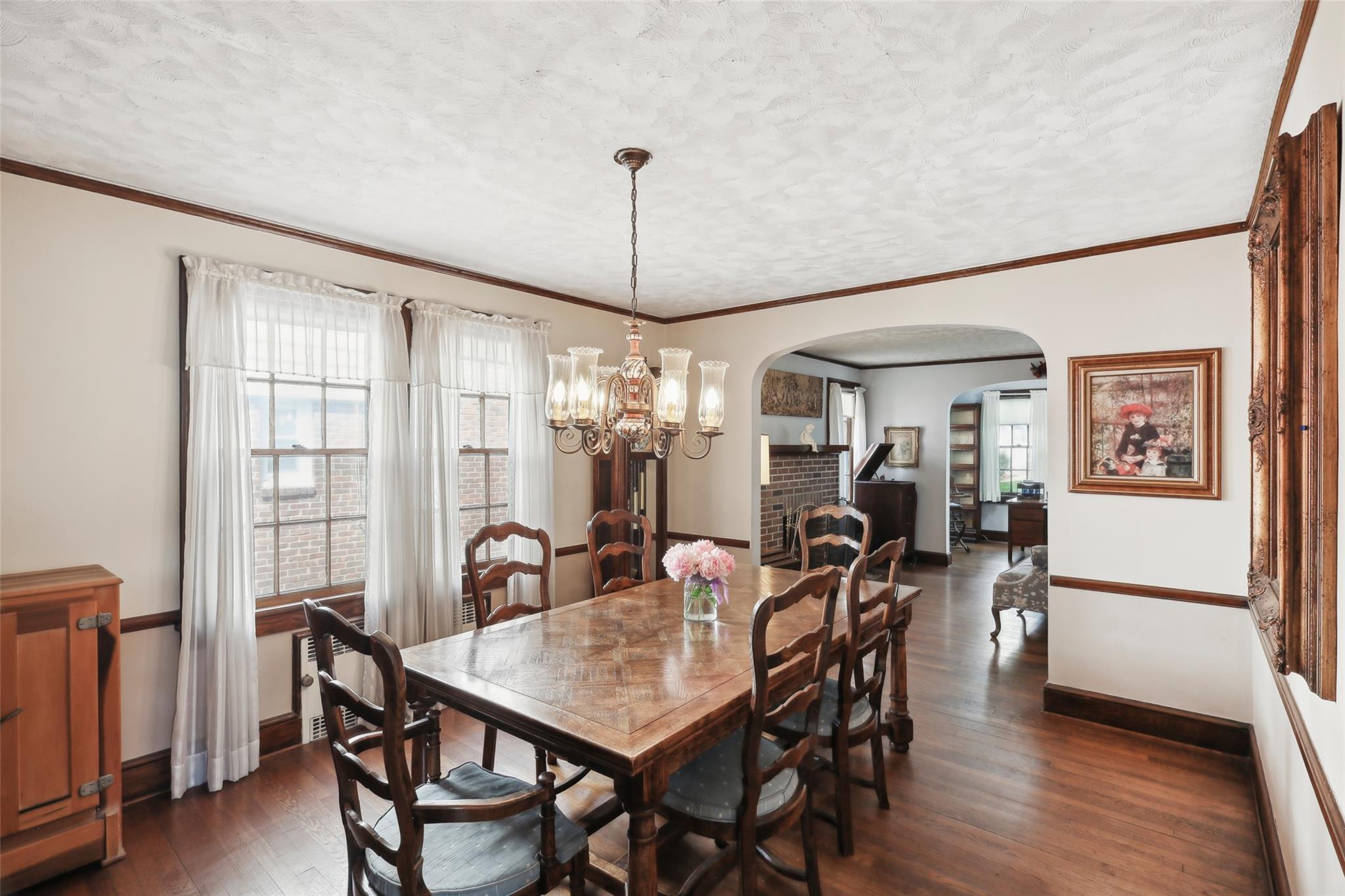 236 Crocus Avenue, Floral Park, New York image 9