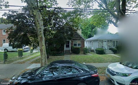 Homes For Sale - 15840 73rd Avenue<br/> Fresh Meadows, NY 11366