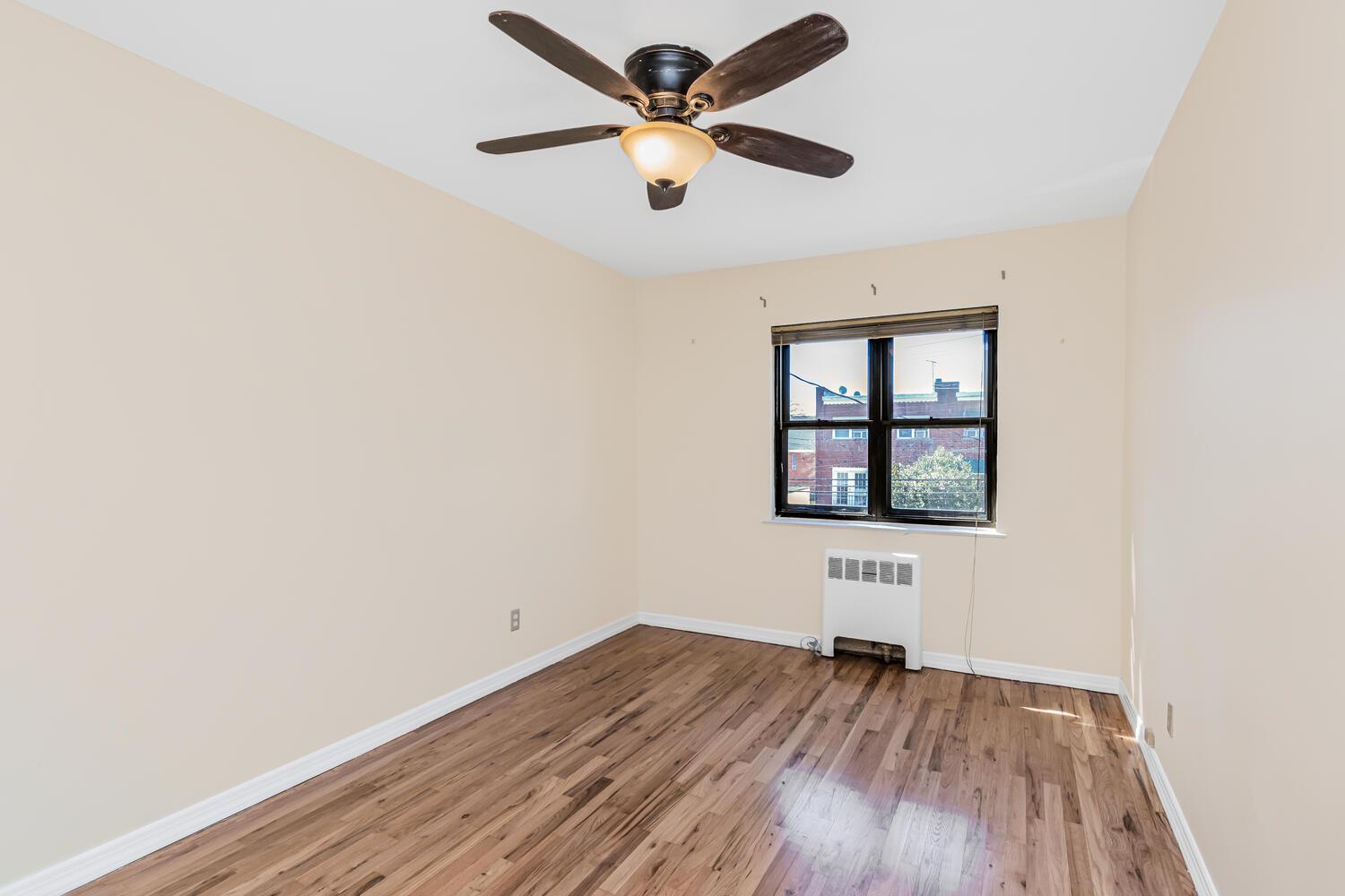 967 E 228th Street, Bronx, New York image 13