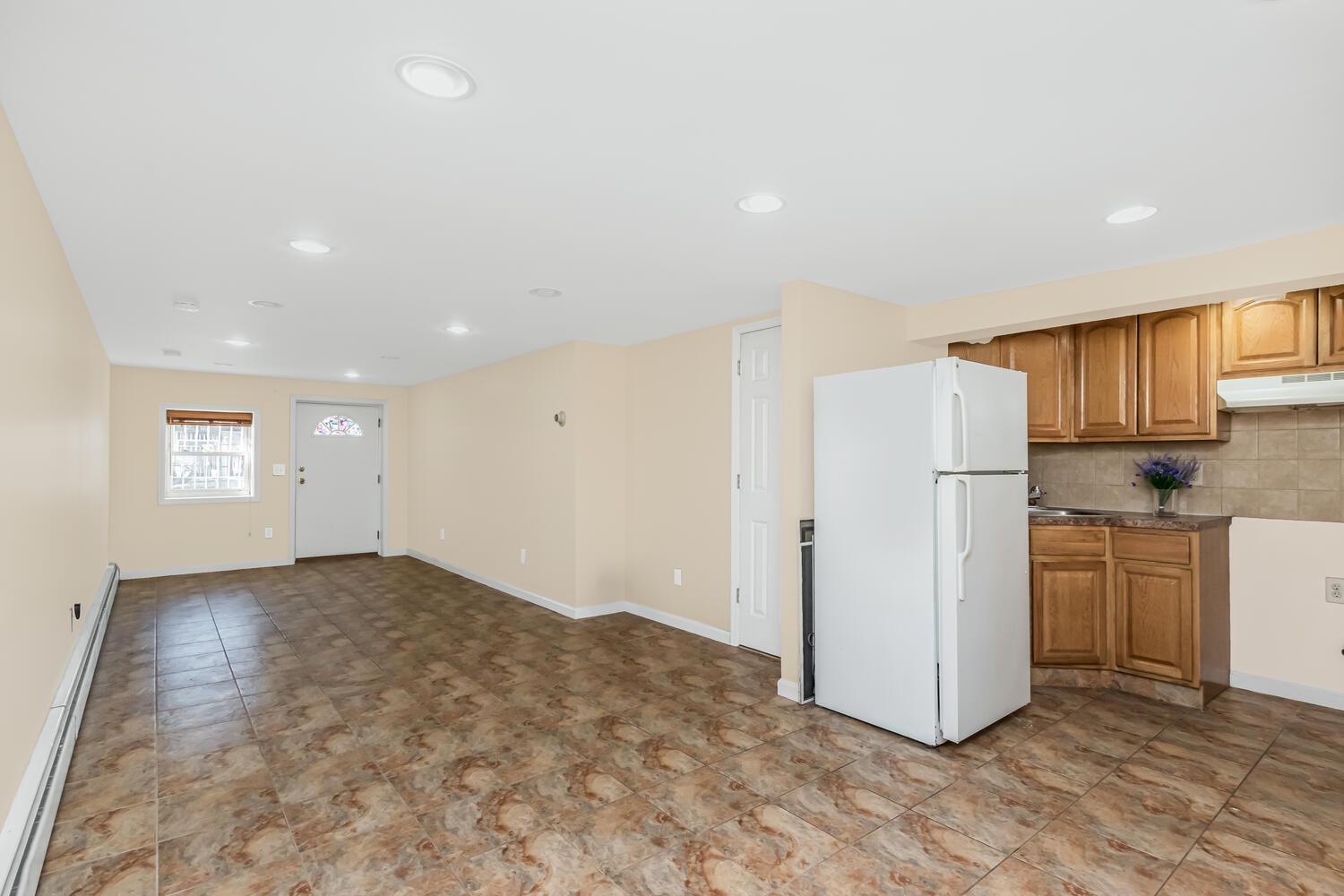 967 E 228th Street, Bronx, New York image 18