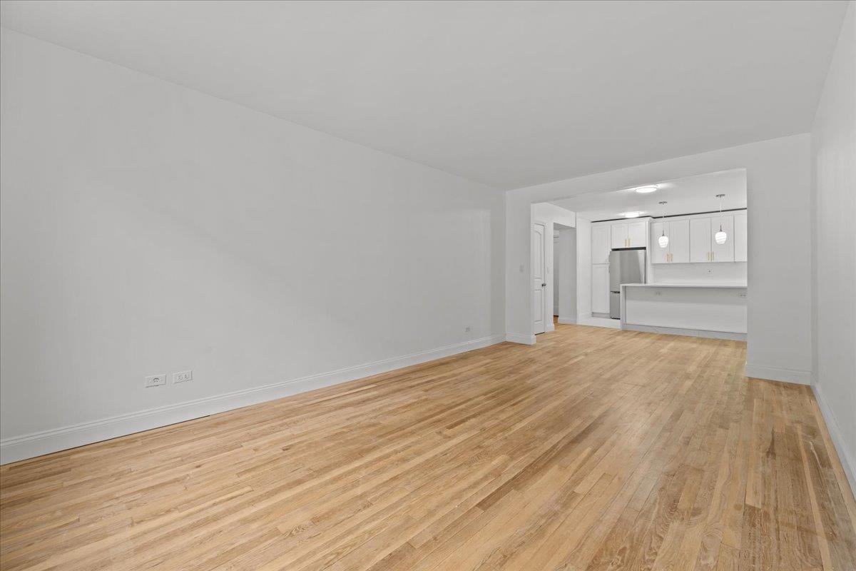 2107 Wallace Avenue 4G