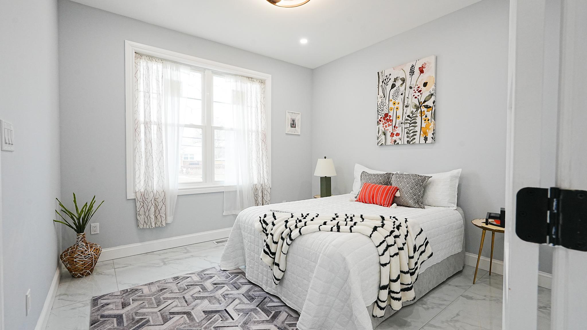 10 Trafalgar Square, Valley Stream, New York image 9