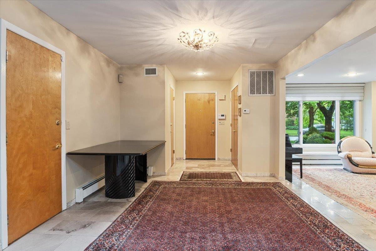 29 Sunset Road S