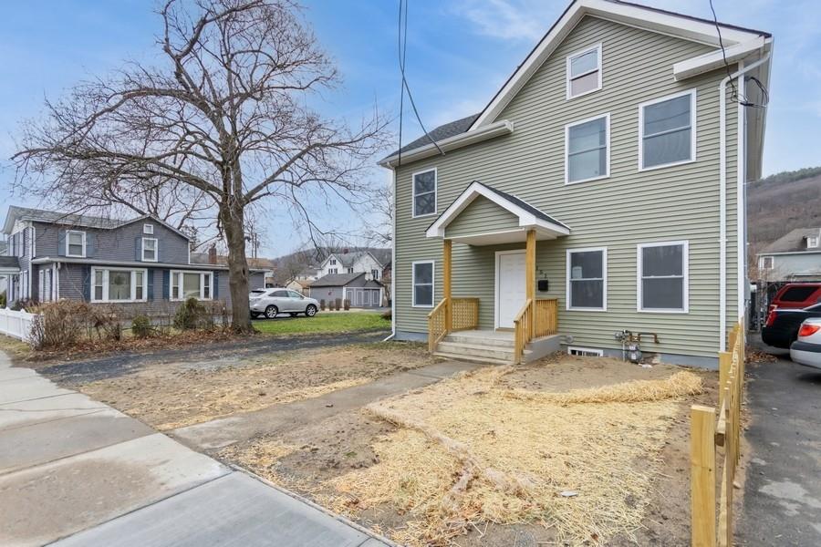 151 W Main Street, Port Jervis, New York image 2
