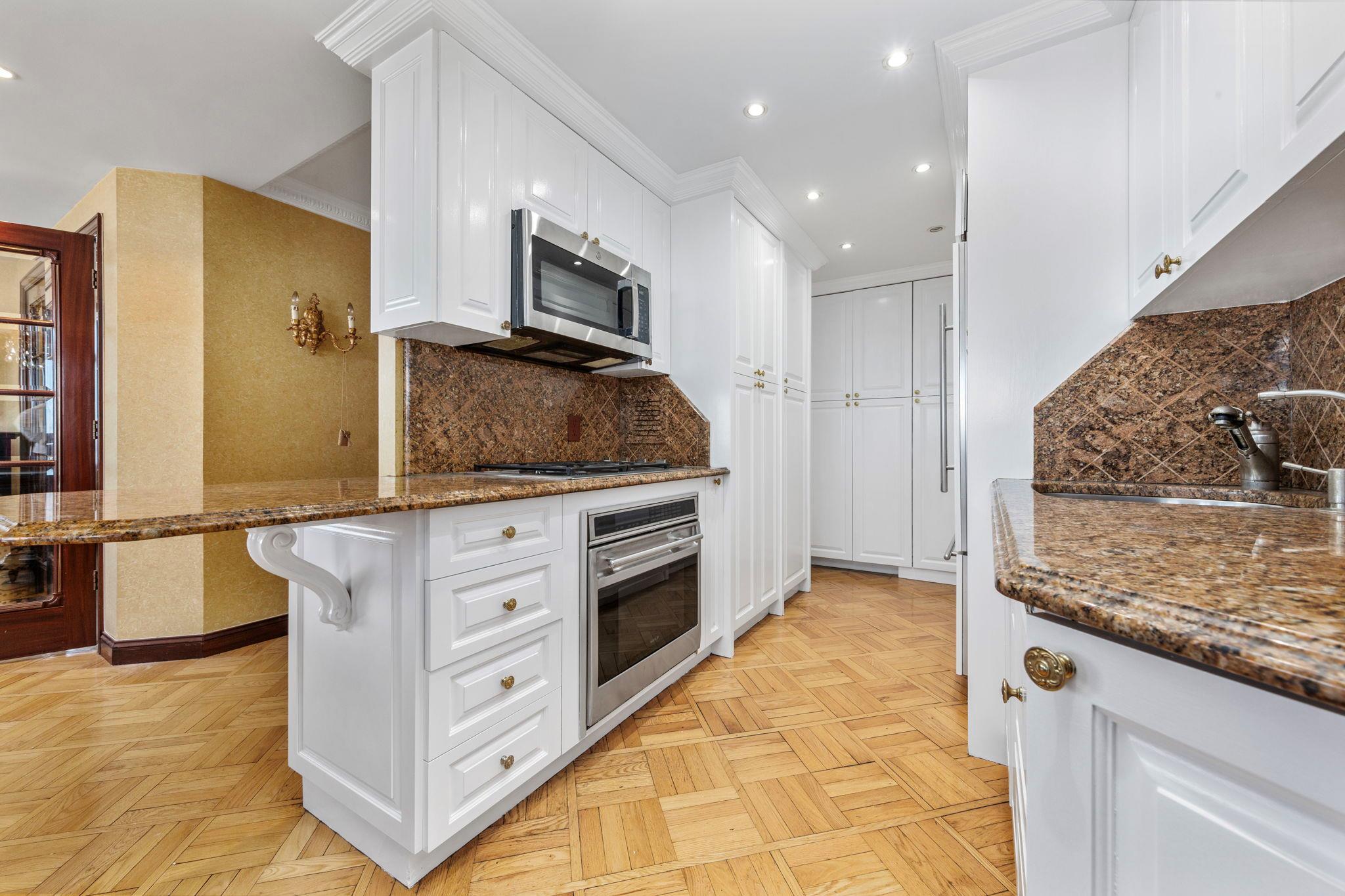 11201 Queens Boulevard #10B, Forest Hills, New York image 9