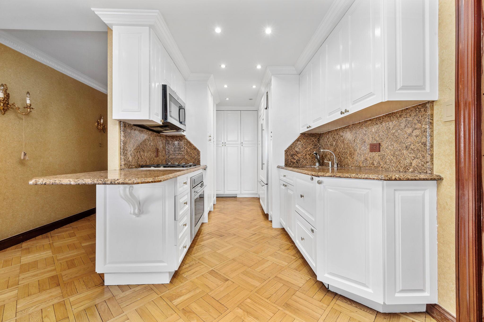 11201 Queens Boulevard #10B, Forest Hills, New York image 10