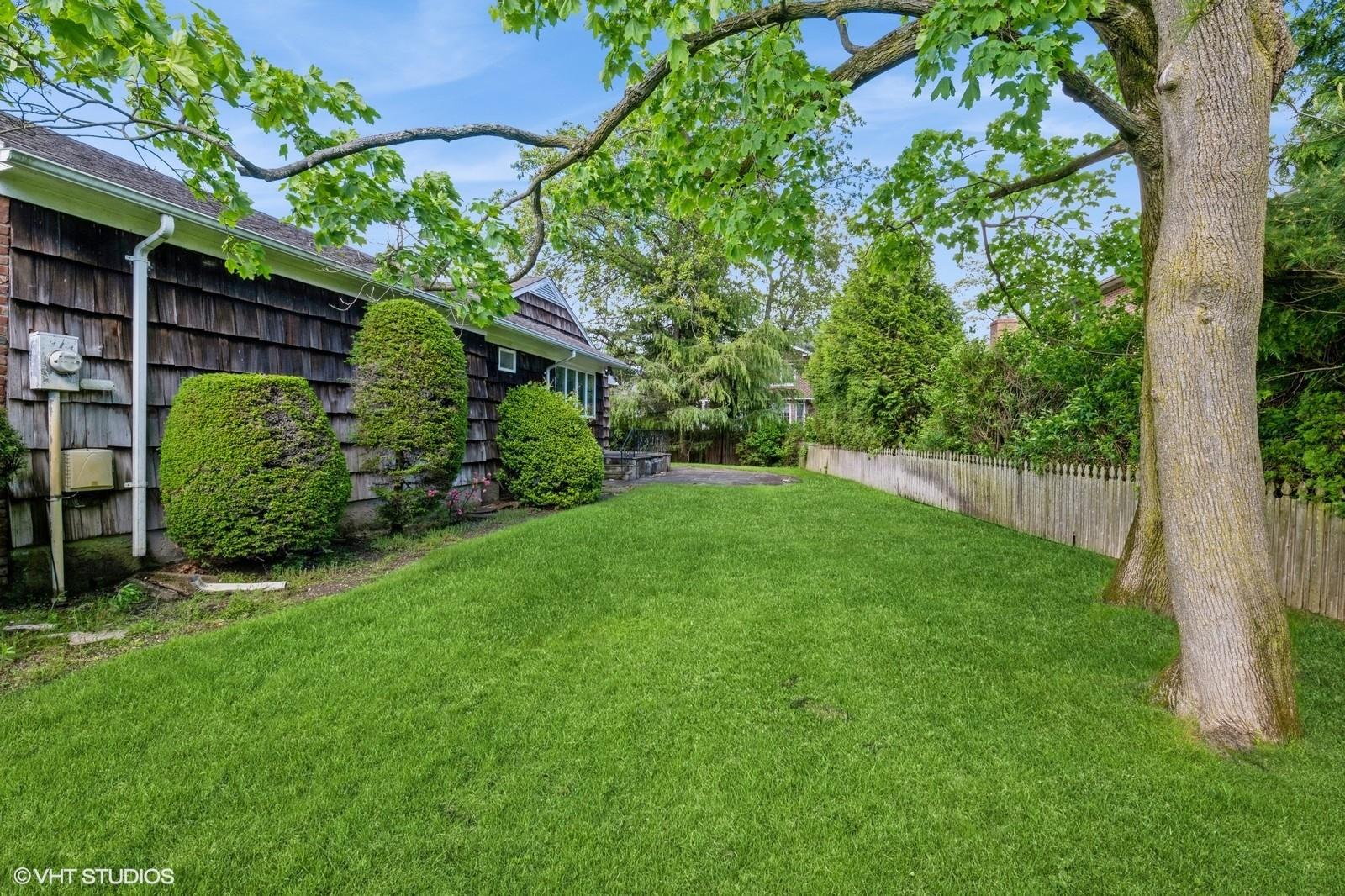 7 Ivy Lane