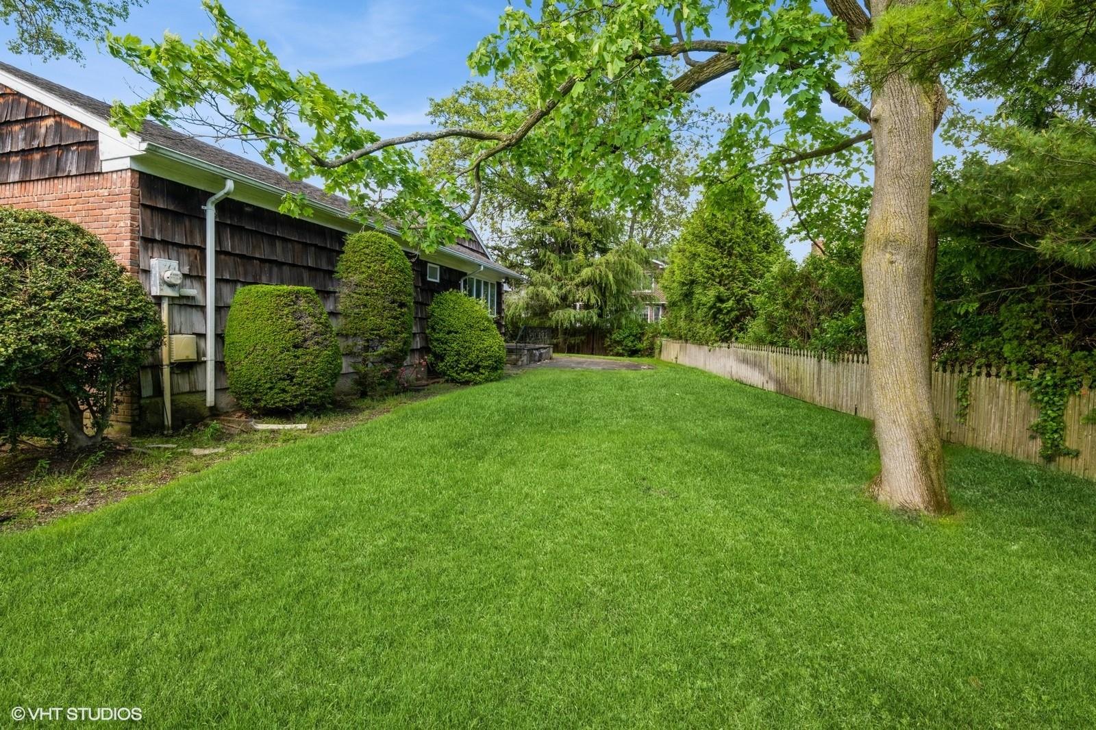 7 Ivy Lane