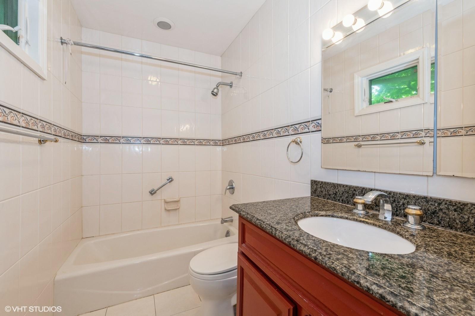 7 Ivy Lane, Lawrence, New York image 16