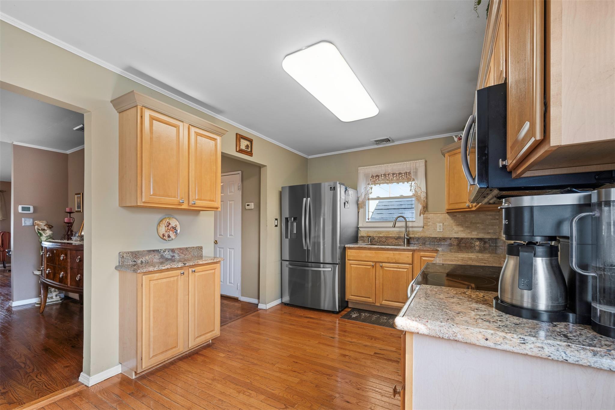 732 Bonnie Drive, Baldwin Harbor, Florida image 20