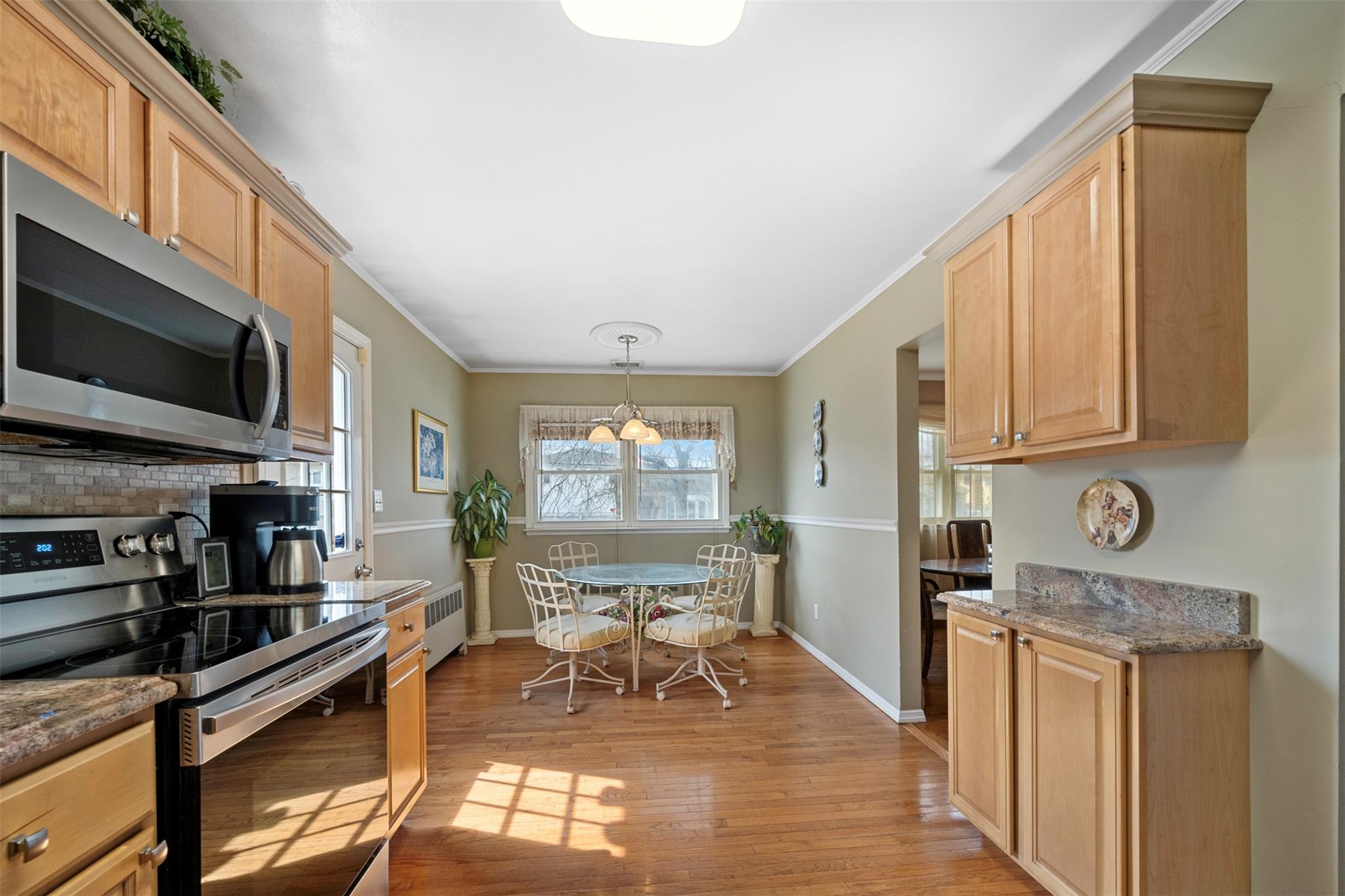 732 Bonnie Drive, Baldwin Harbor, Florida image 18
