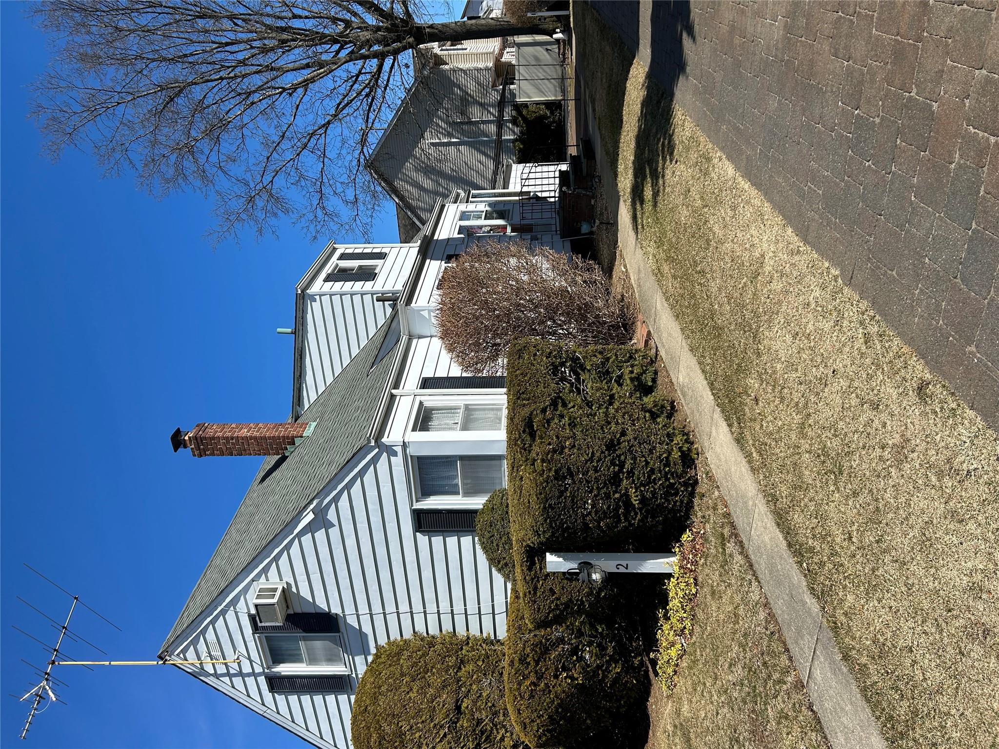 2 Yorkshire Road, New Hyde Park, New York image 3