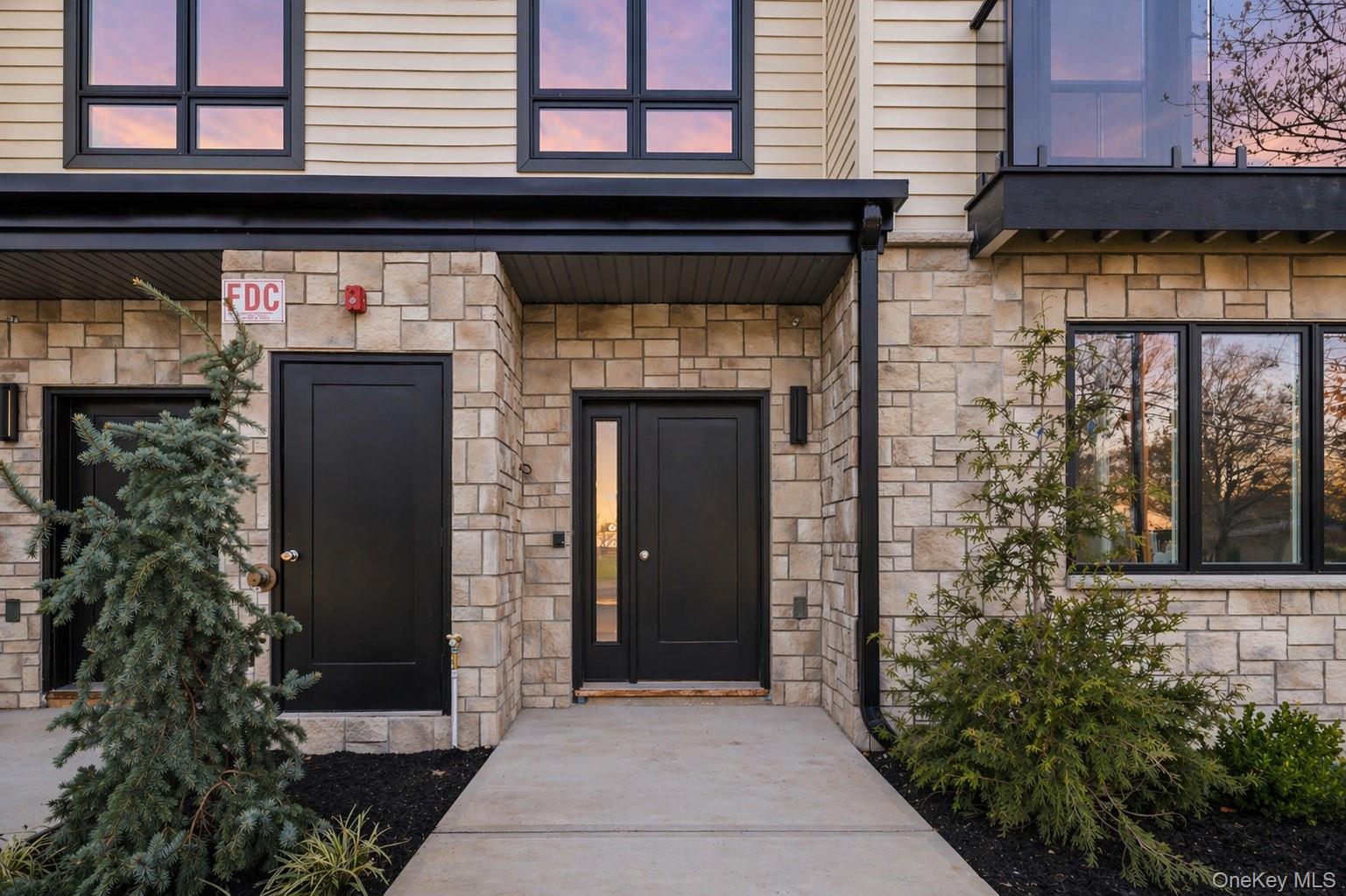 5 Mirror Lake Road 202