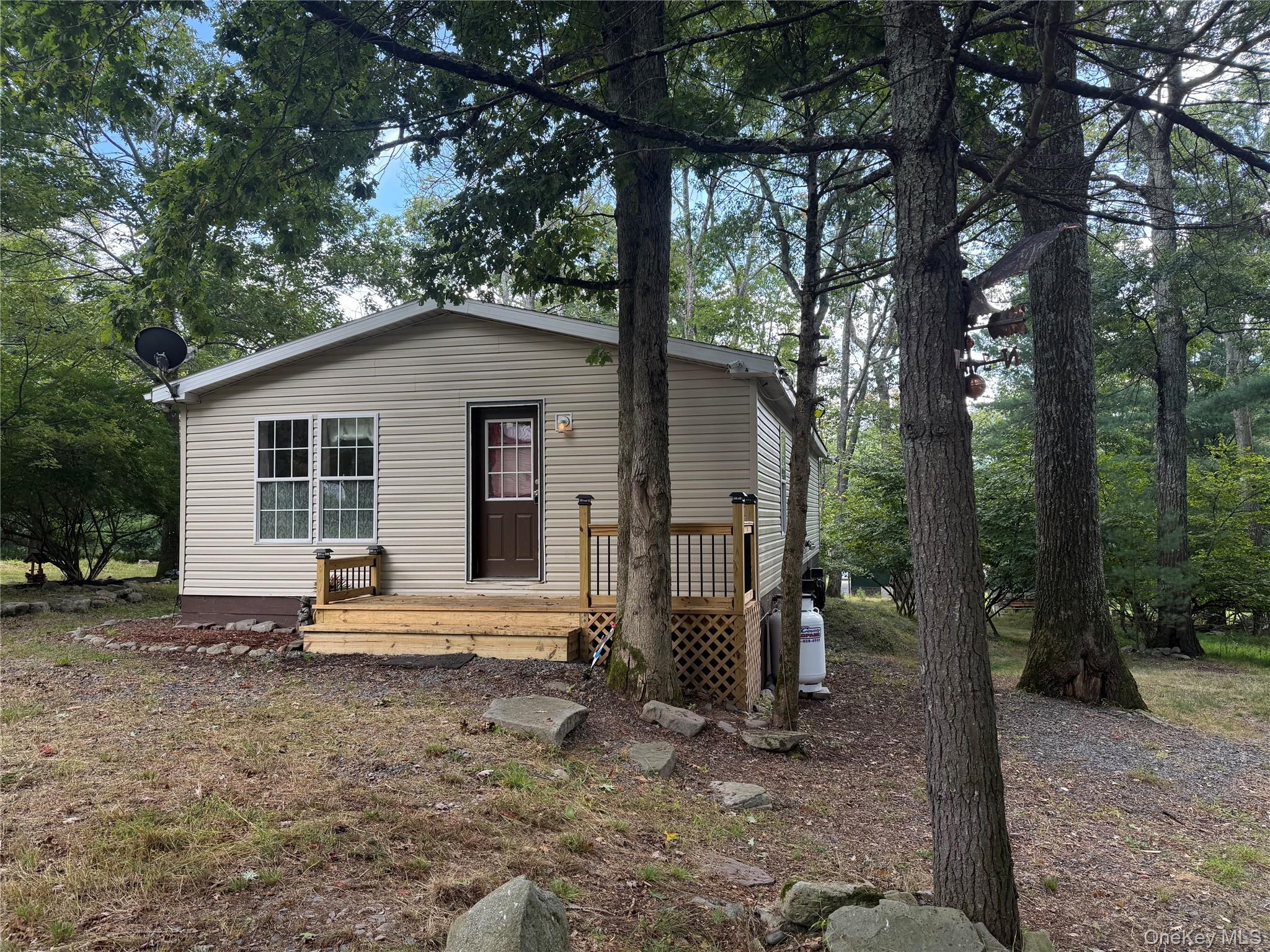 35 Oneida Trail