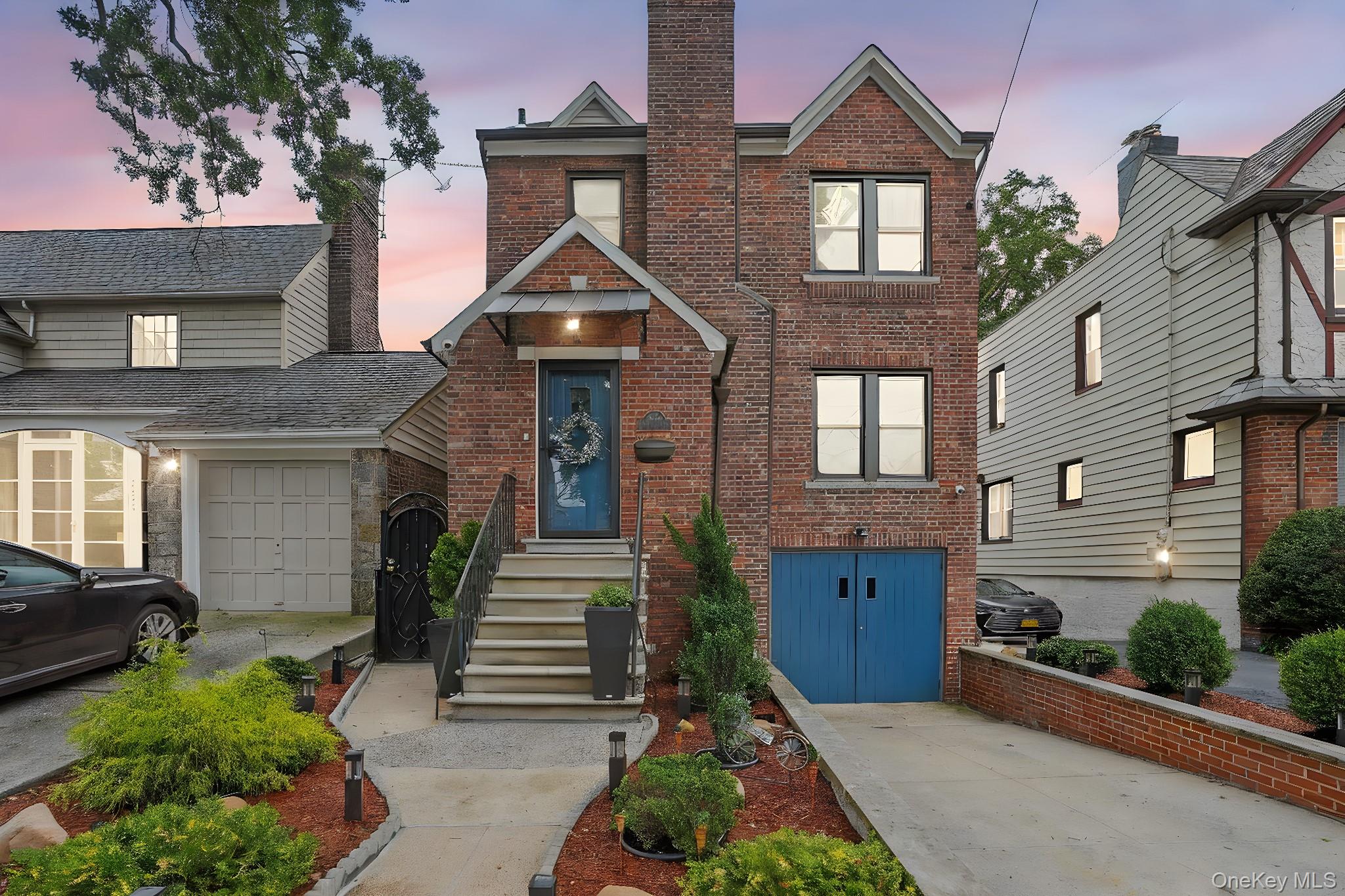 1260 Rhinelander Avenue