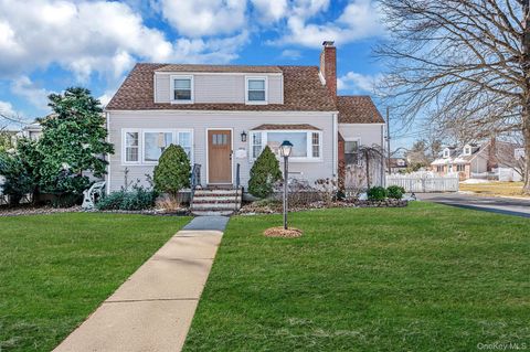 1972 Russell Street North Bellmore NY 11710