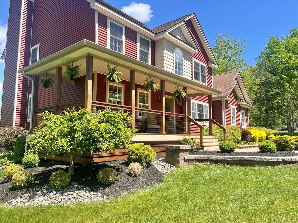 Photo of 3 Jill Marie Circle, Wallkill, NY 12589 (MLS # 996750)