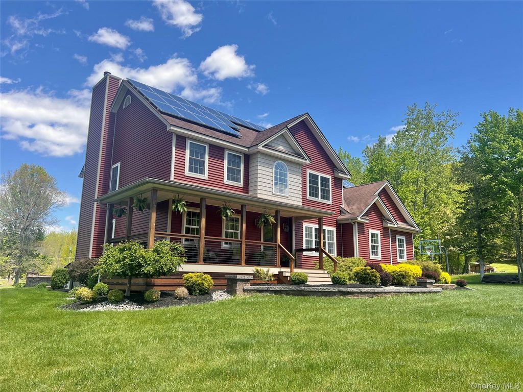 Photo of 3 Jill Marie Circle, Wallkill, NY 12589 (MLS # 996750)