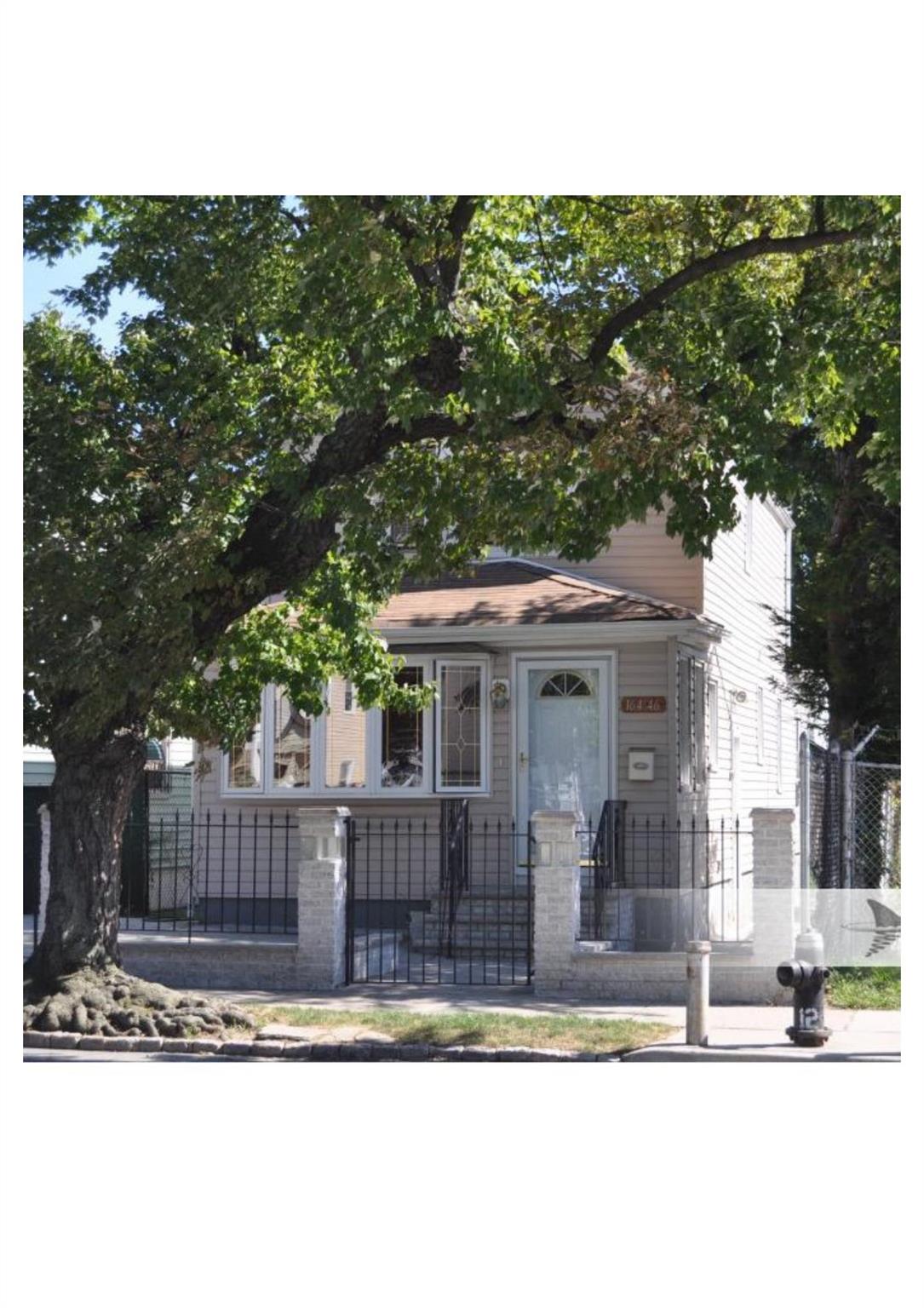 109 Avenue, Jamaica, Queens, NY - 4 Bedrooms  
3 Bathrooms  
10 Rooms - 