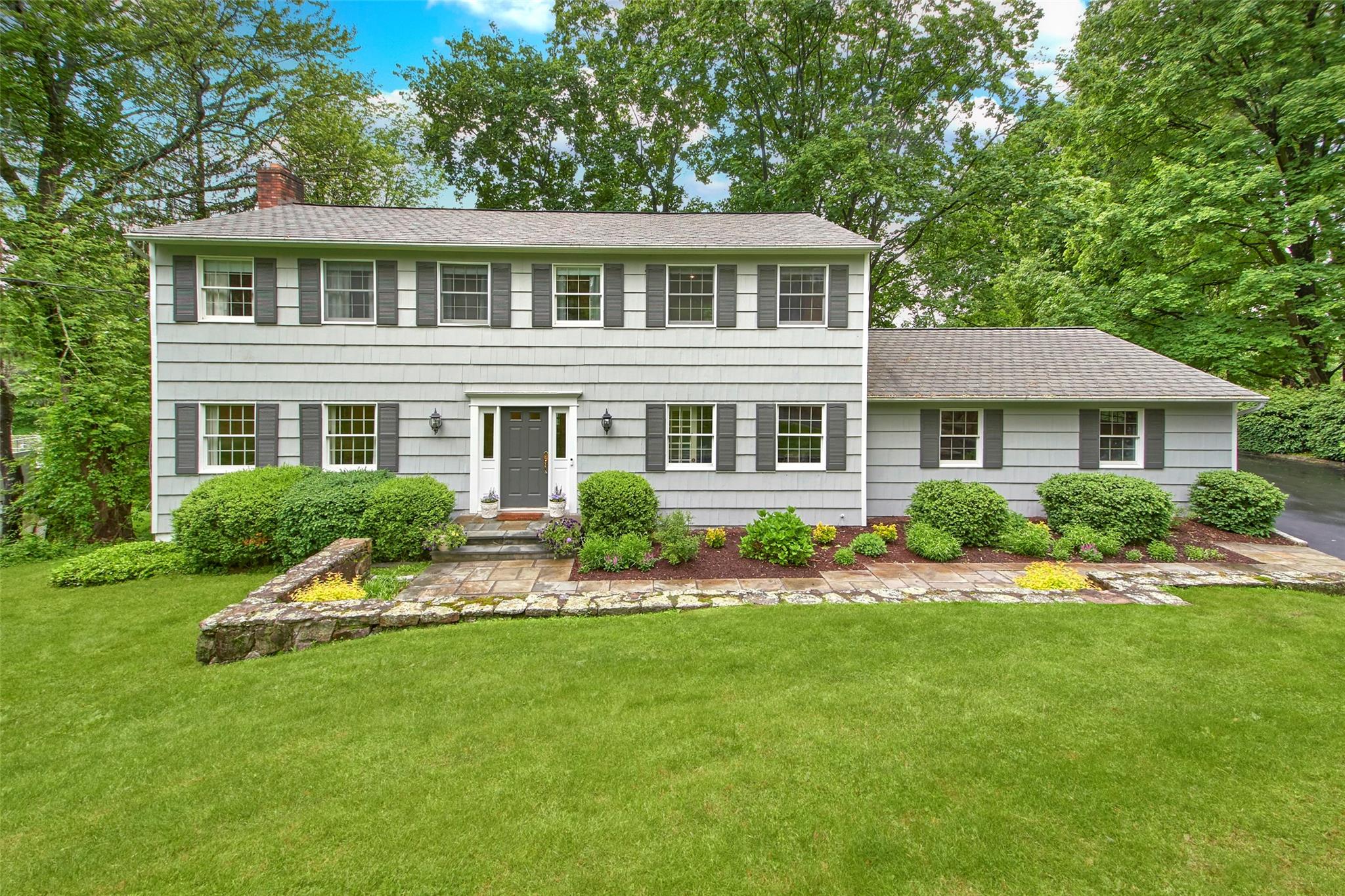 Mount Kisco, New York 10549, United States, 4 Bedrooms Bedrooms, ,3 BathroomsBathrooms,Residential,Active,135528