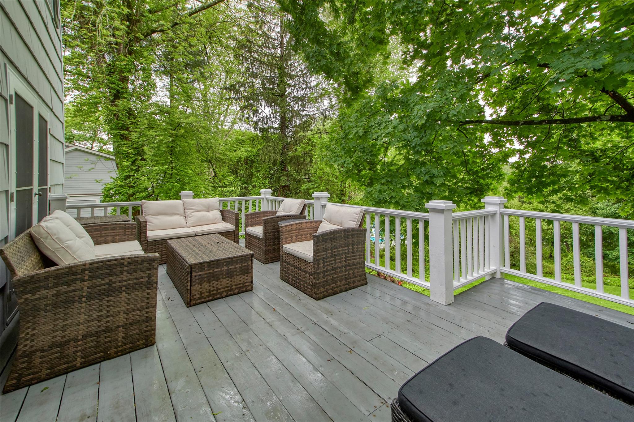 Mount Kisco, New York 10549, United States, 4 Bedrooms Bedrooms, ,3 BathroomsBathrooms,Residential,Active,135528