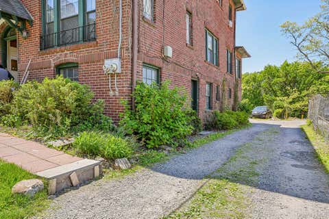 Multifamily For Sale - 643 Warburton Avenue<br/> Yonkers, NY 10701