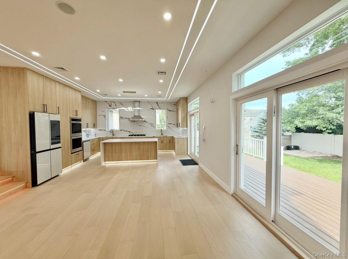 109 Nassau Drive