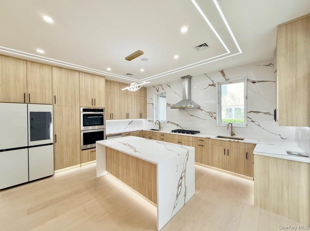 109 Nassau Drive