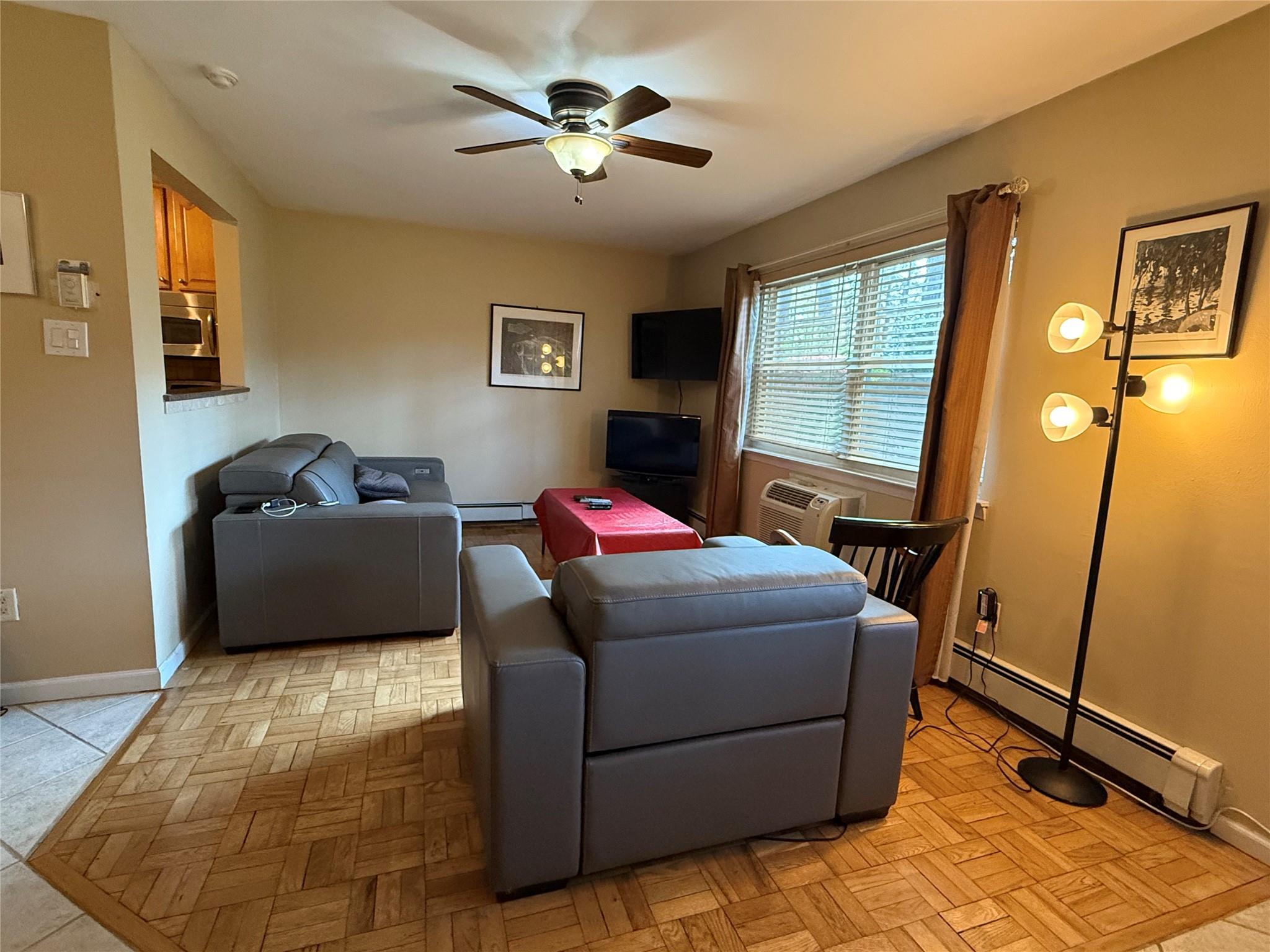 11 Glen Hollow Dr #D56, Holtsville, New York image 4