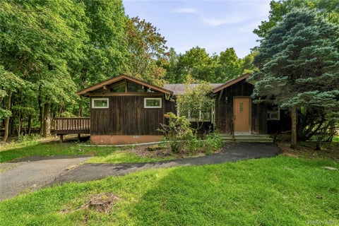 Photo of 3 Old Pomona Road, Suffern, NY 10901 (MLS # 1047984)