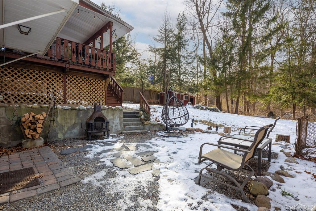 Photo of 3 Easy Street, Hopewell Junction, NY 12533 (MLS # 941543)