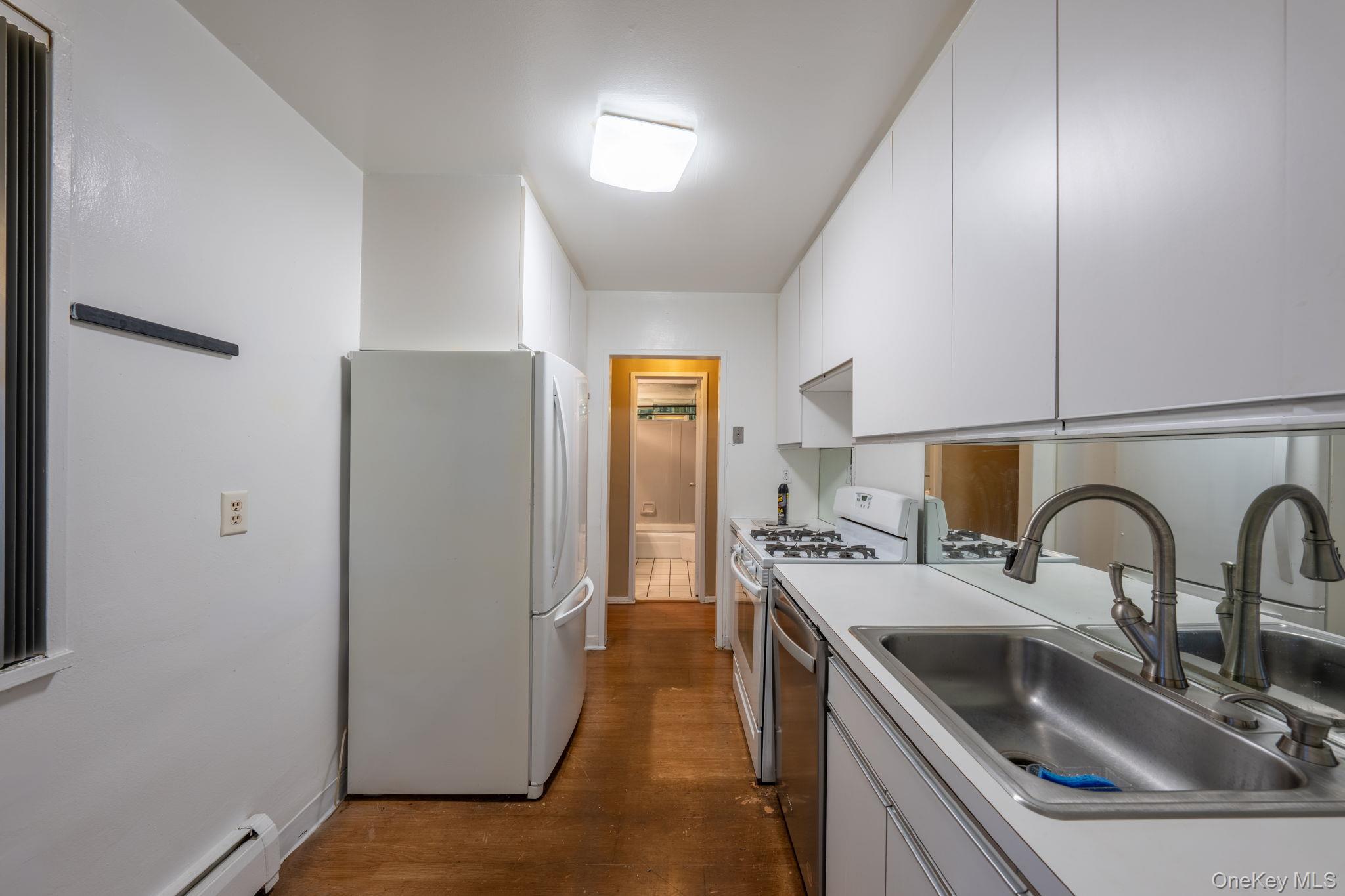 101 Clinton Avenue 2J