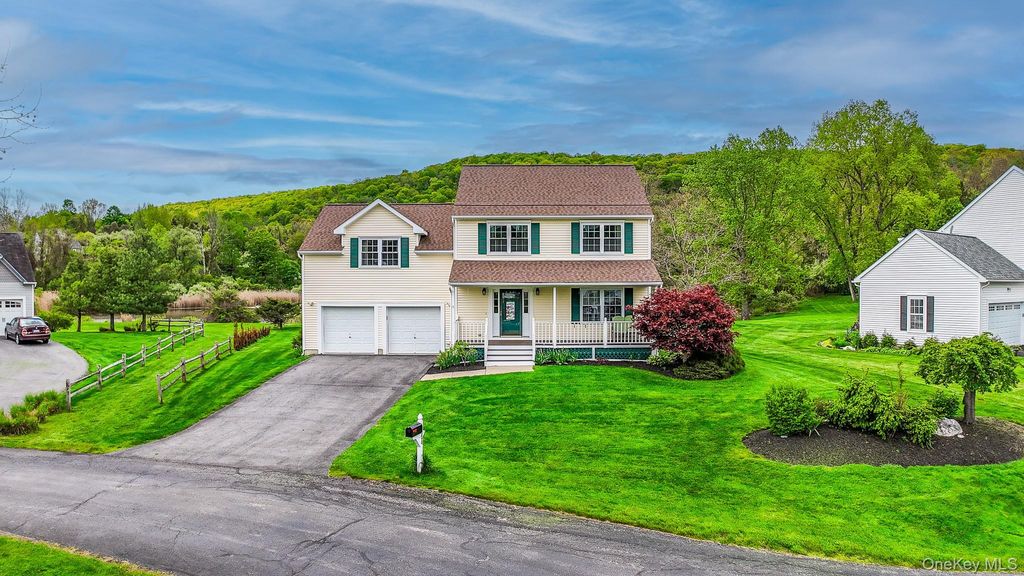 Photo of 37 W Deer Trail, Pawling, NY 12564 (MLS # 1000847)