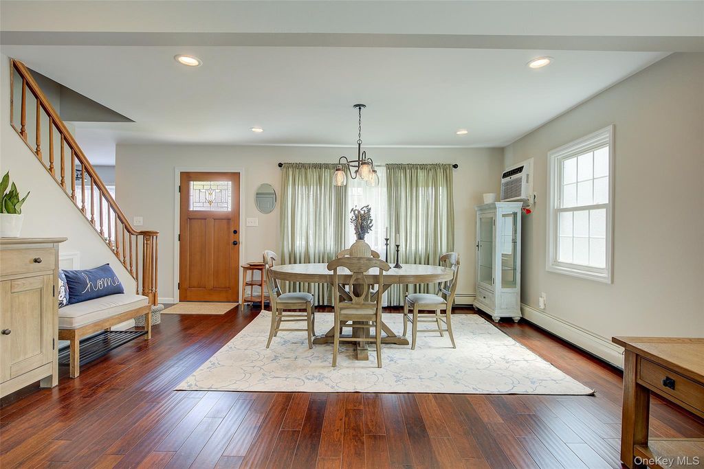 Photo of 12 Crescent Lane, Levittown, NY 11756 (MLS # 986221)