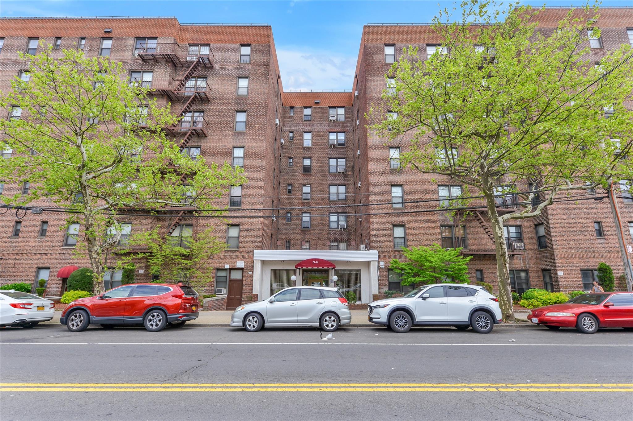 71-11 Yellowstone Boulevard #4A, Forest Hills, New York image 13